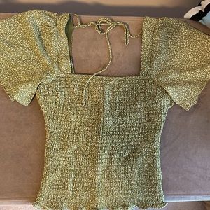 Brand new Abercrombie & Fitch top